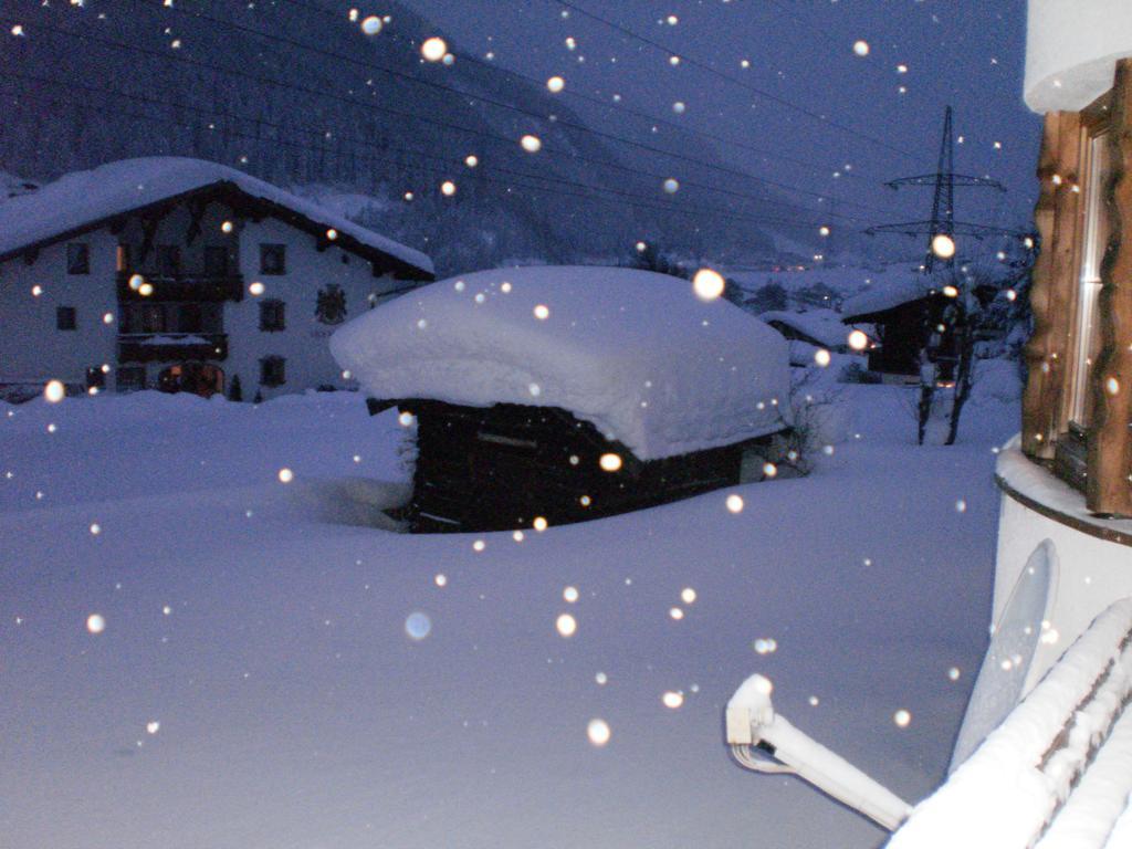 Haus Mattle Pettneu am Arlberg Quarto foto
