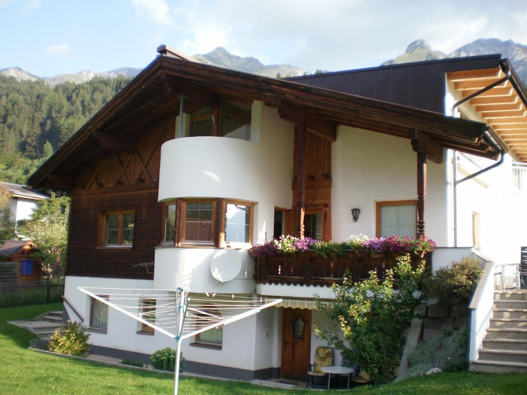 Haus Mattle Pettneu am Arlberg Quarto foto