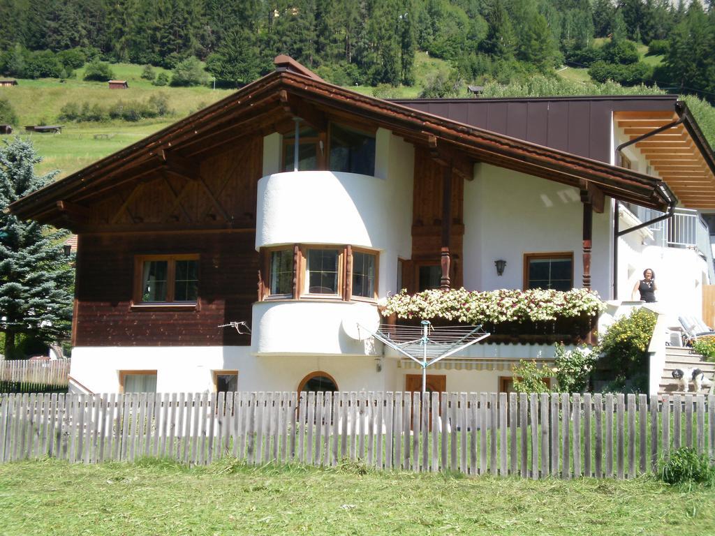 Haus Mattle Pettneu am Arlberg Quarto foto